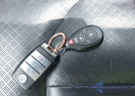 2016 Kia Optima Ex z USA, uszkodzony, nr VIN 5XXGU4L33GG090012